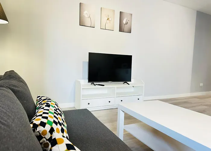 Cozy Apartment Few Steps Of The Beach Medano