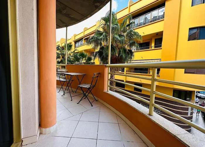 Cozy Apartment Few Steps Of The Beach Medano
