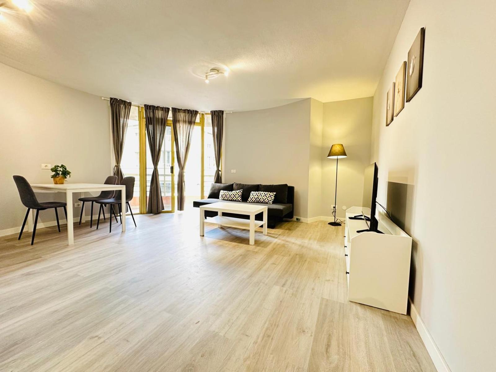 Apartment Cozy Few Steps Of The Medano